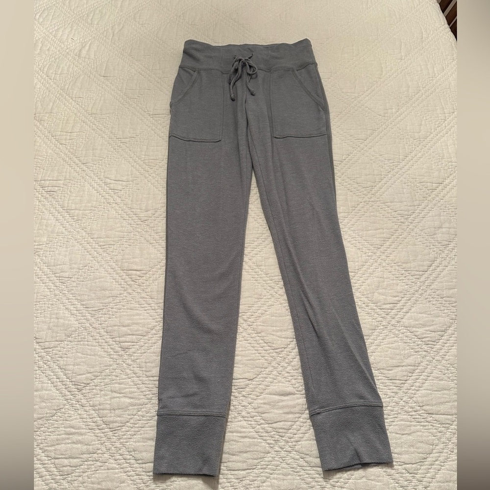 AERIE light grey joggers